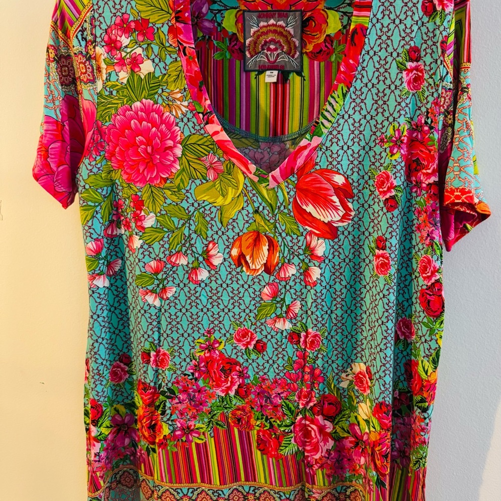 Johnny Was ~Mona May~Colorful Floral V-Neck Tee